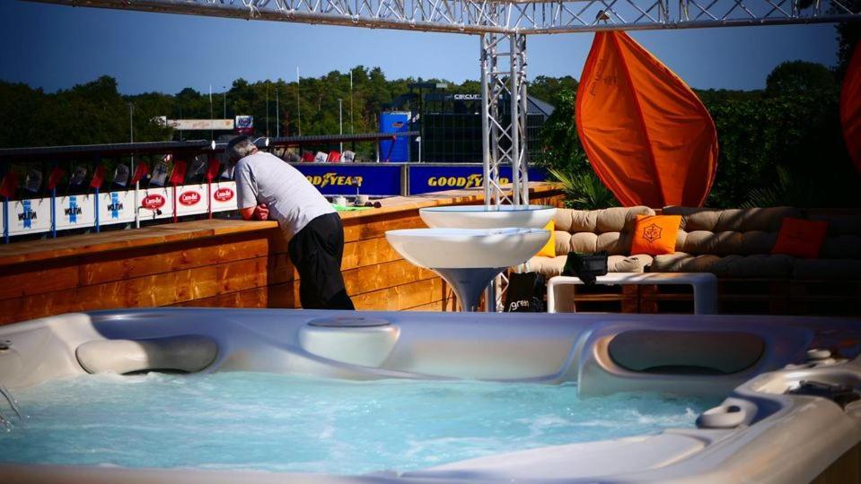 Gt Lounge Villa Heusden-Zolder Eksteriør billede