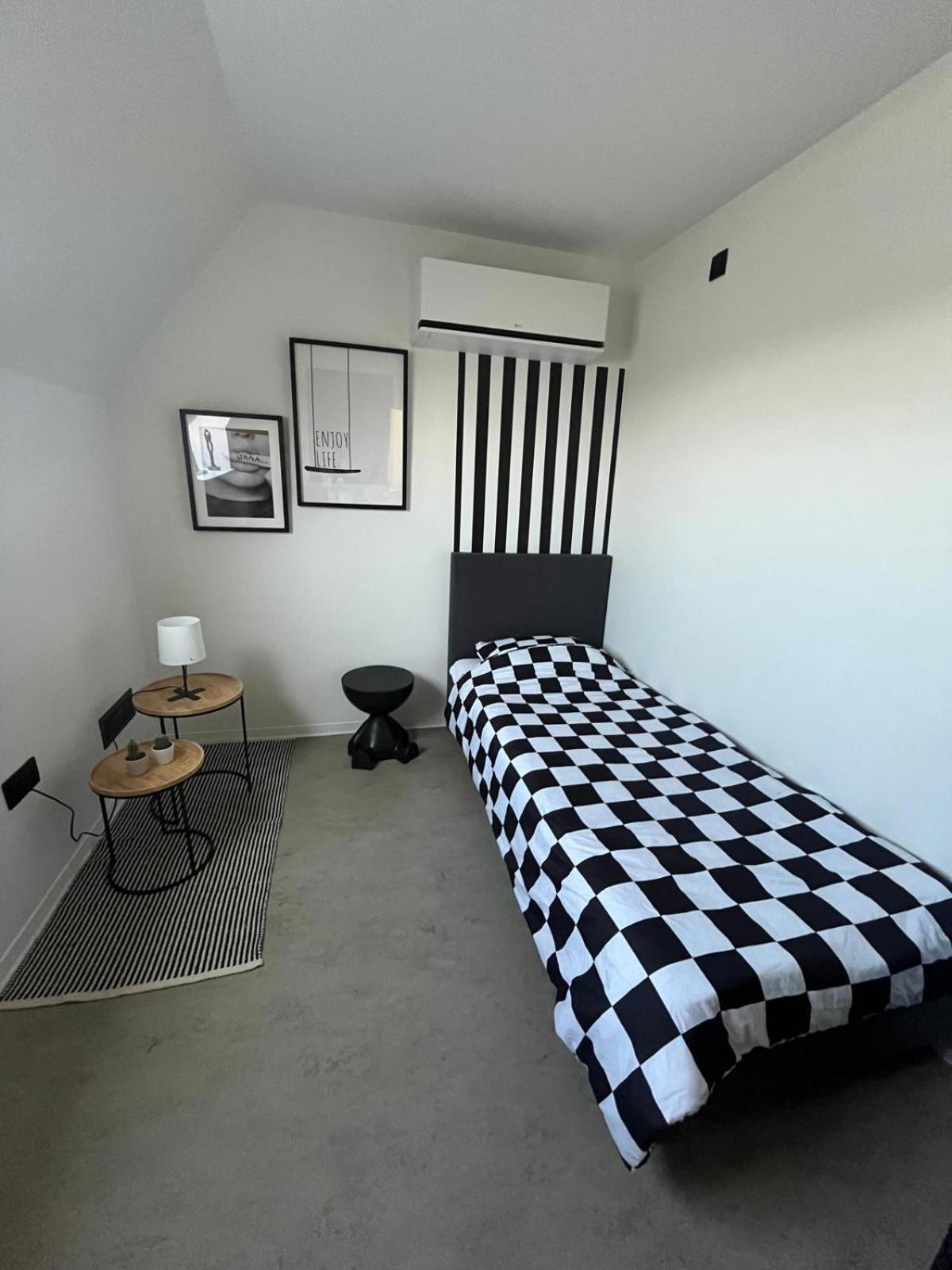 Gt Lounge Villa Heusden-Zolder Eksteriør billede